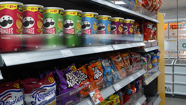 Bigger Eat Crisps